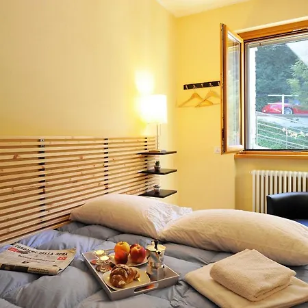 Sleeps 6 * Pianello Del Lario